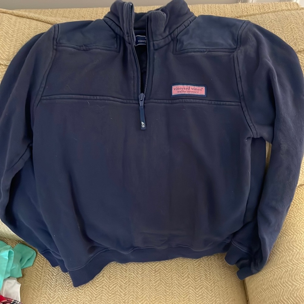 Vineyard vines sheep shirt. Boys size M